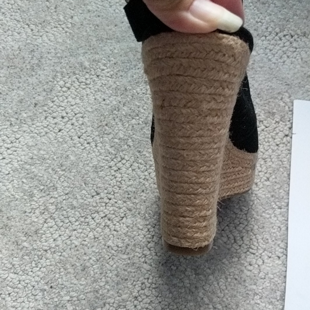 New Marc Fisher shoes - Picture 2 of 5